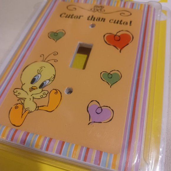 2007 Tweety Looney Tunes Encore Ceramic Wall Switch Cover NEW - Picture 2 of 4